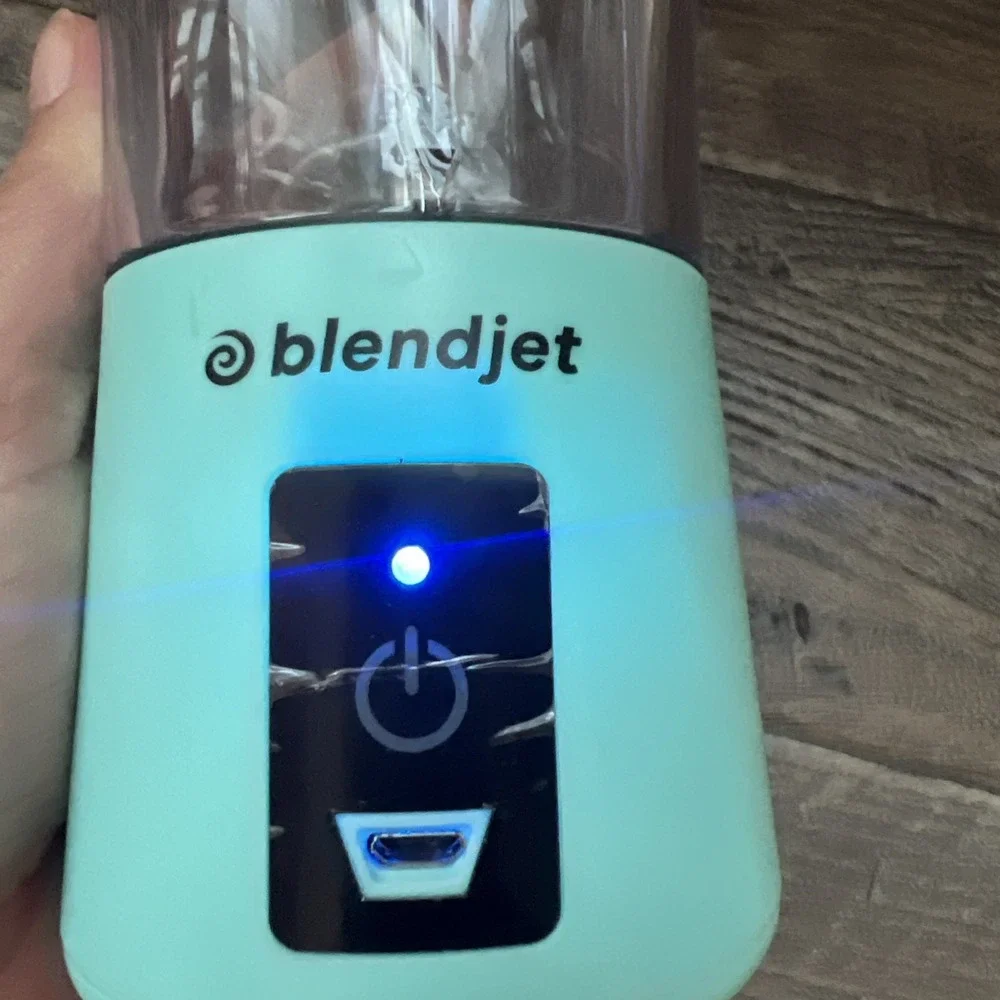 BlendJet 1 One, Portable‎ Blender, Mint, Cordless No Charging Cord